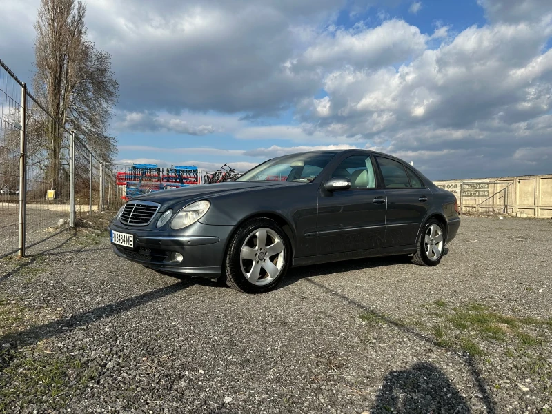 Mercedes-Benz E 320, снимка 1 - Автомобили и джипове - 49391776