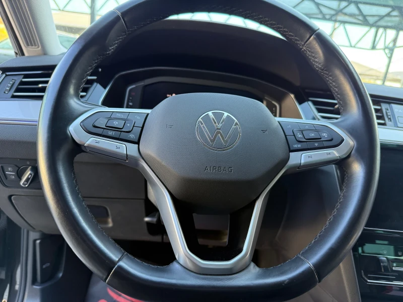 VW Passat 2.0TDI HIGHLINE, DIGITAL , СОБСТВЕН ЛИЗИНГ/БАРТЕР, снимка 11 - Автомобили и джипове - 51056336