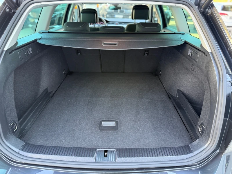 VW Passat 2.0TDI HIGHLINE, DIGITAL , СОБСТВЕН ЛИЗИНГ/БАРТЕР, снимка 15 - Автомобили и джипове - 51056336