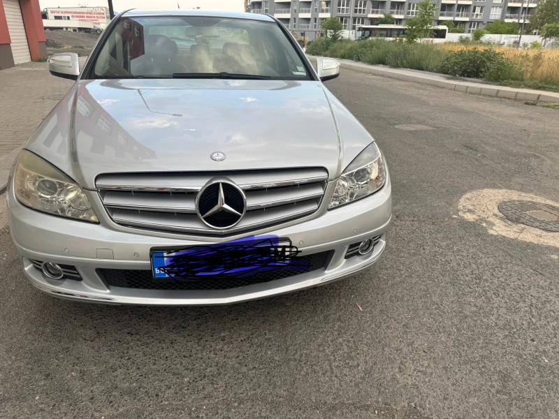 Mercedes-Benz C 220 Avantgarde, снимка 16 - Автомобили и джипове - 52377314