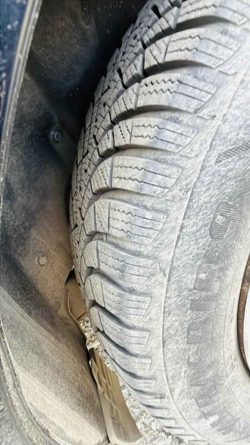 Toyota Auris, снимка 2 - Автомобили и джипове - 52166691