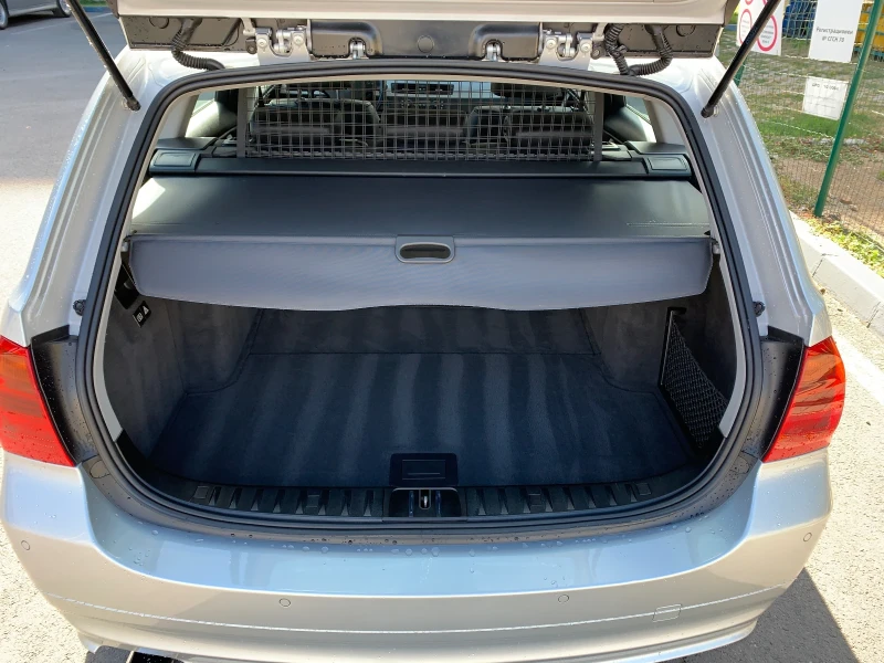 BMW 320, снимка 9 - Автомобили и джипове - 52524567