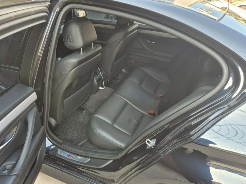 BMW 530, снимка 10 - Автомобили и джипове - 52874146