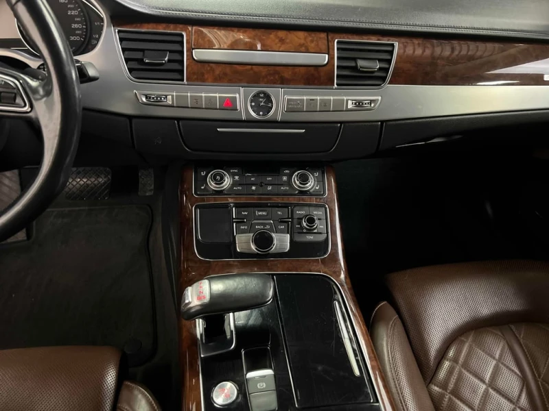 Audi A8 / Premium / ОБДУХВАНЕ / PANO / CARFAX, снимка 9 - Автомобили и джипове - 53246126