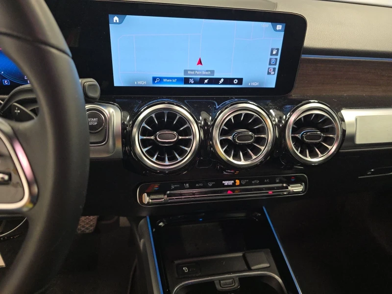 Mercedes-Benz EQB 250+ , снимка 10 - Автомобили и джипове - 53397991