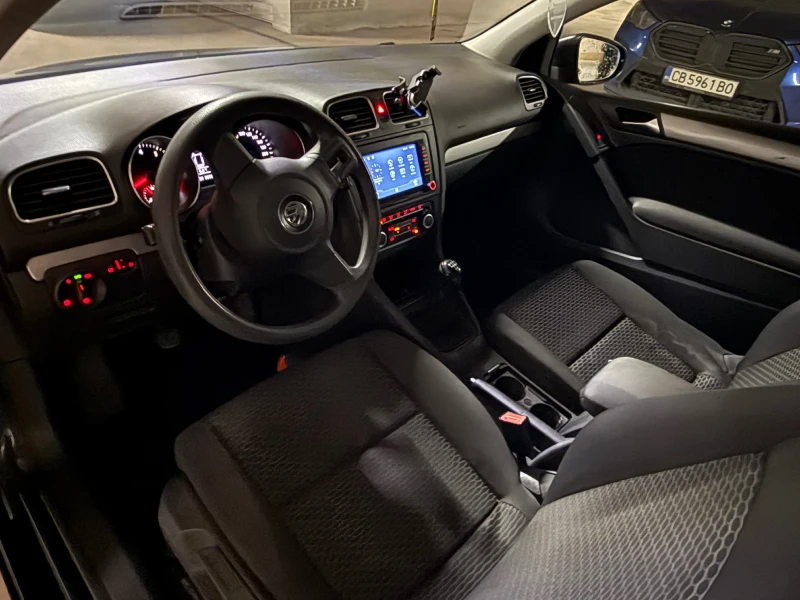 VW Golf Не FSI СТАРИЯТ  МОТОР , снимка 6 - Автомобили и джипове - 53459574