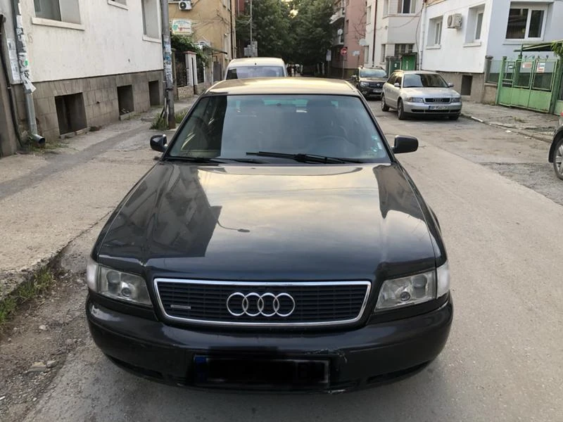 Audi A8 4.2i V8 - изображение 2