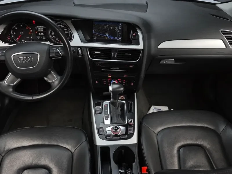 Audi A4 2.0 TDI, снимка 7 - Автомобили и джипове - 54550544
