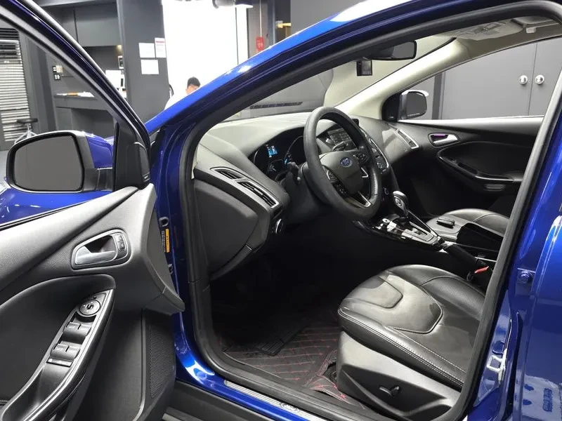 Ford Focus Diesel Titanium Hatchback 3Rd Generation  | Mobile.bg � ����������� 10