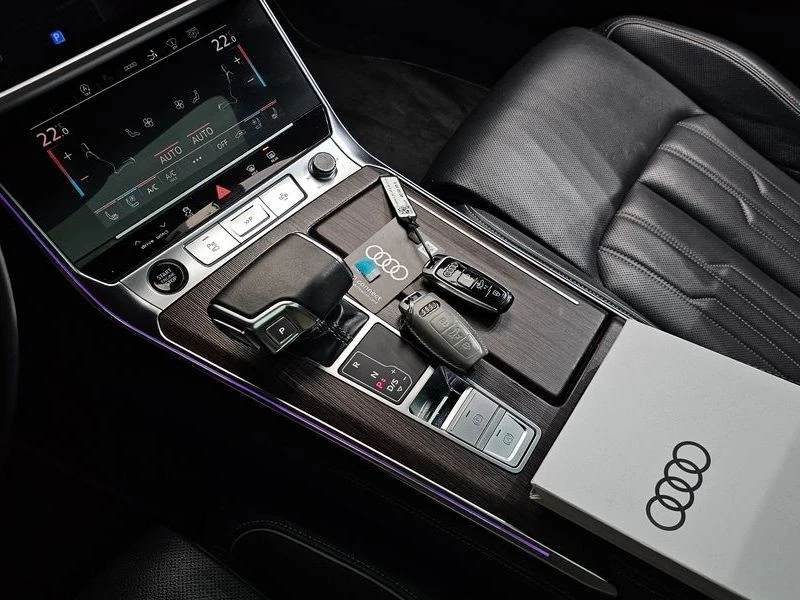 Audi A7 3.0 DLZ Automatic, снимка 10 - Автомобили и джипове - 55450655