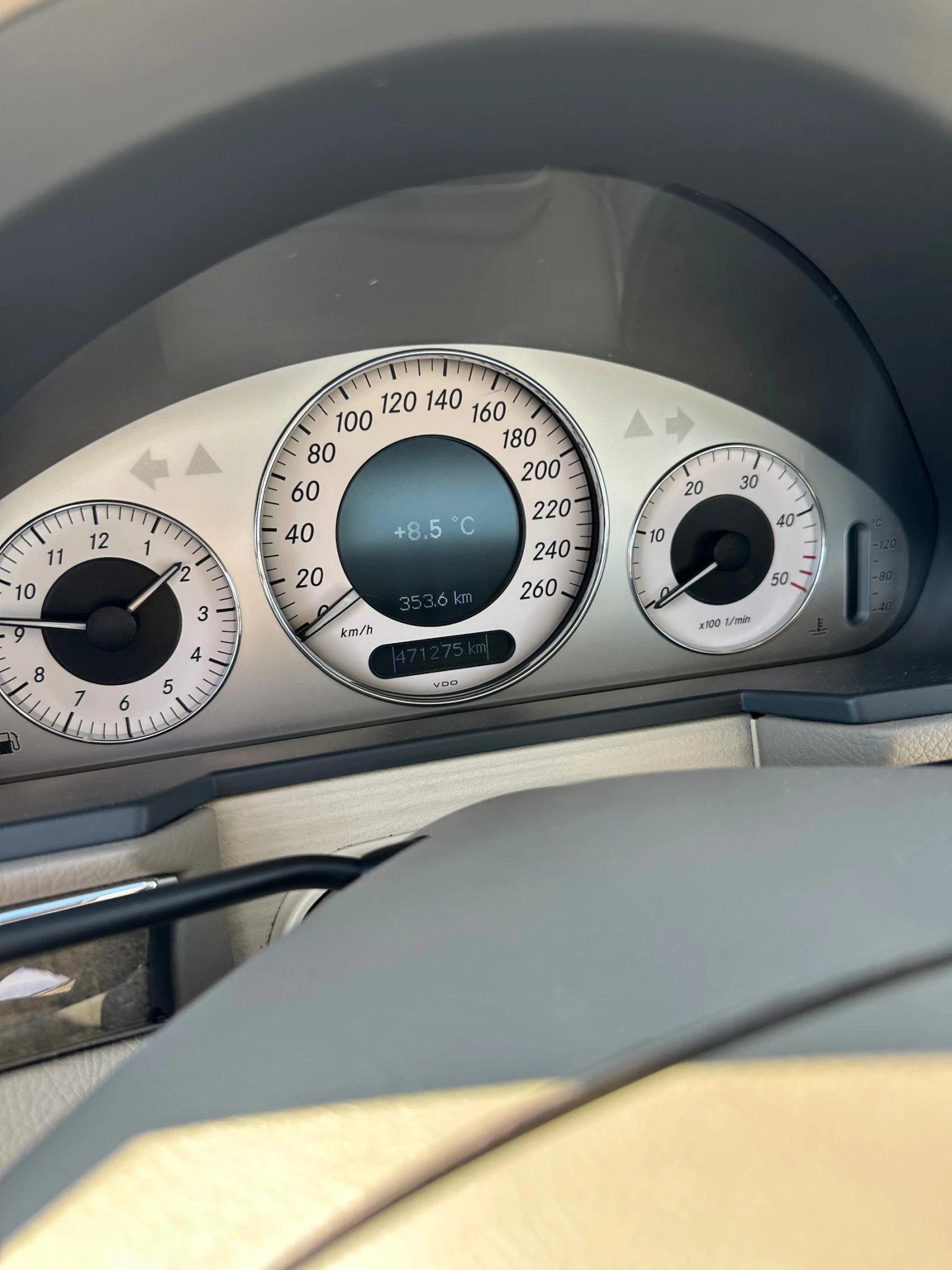 Mercedes-Benz E 320 | Mobile.bg — изображение 12
