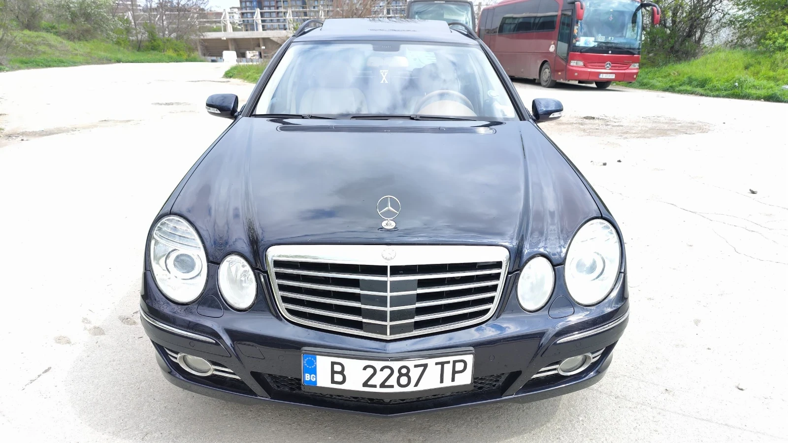 Mercedes-Benz E 320  - изображение 8