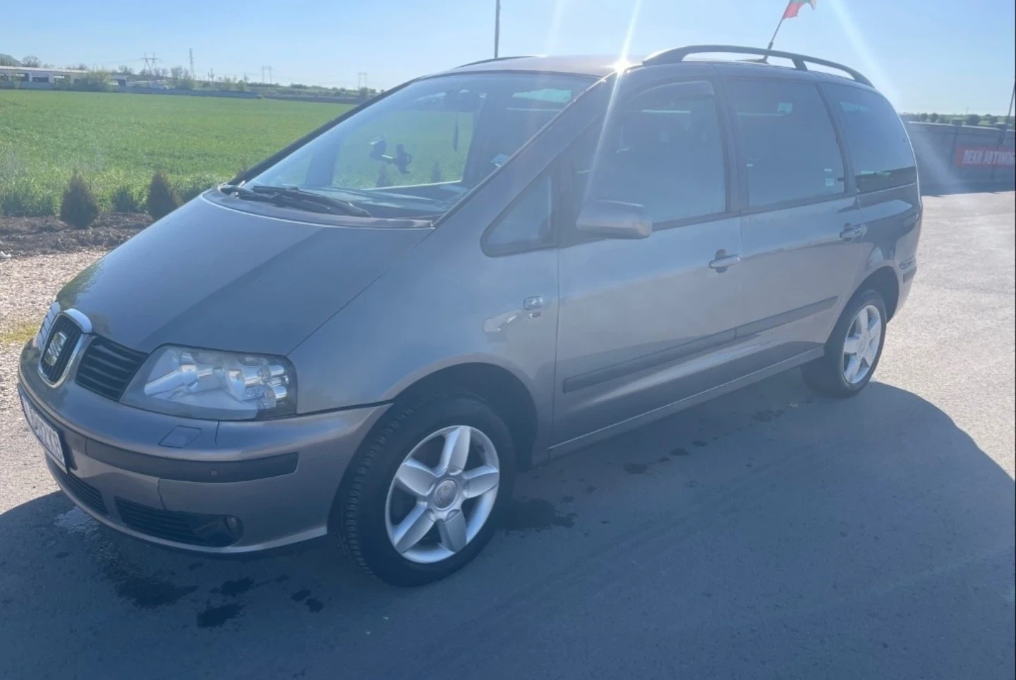 Seat Alhambra 2.0 tdi 140 кс - изображение 5