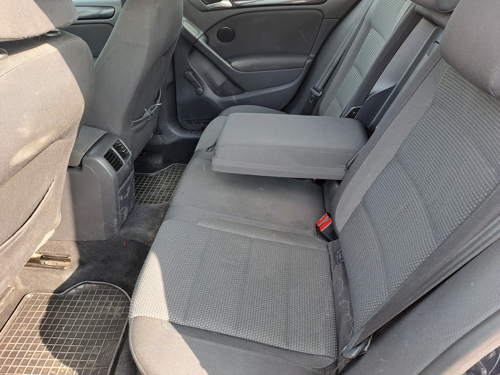 VW Golf 2.0 TDI | Mobile.bg   15