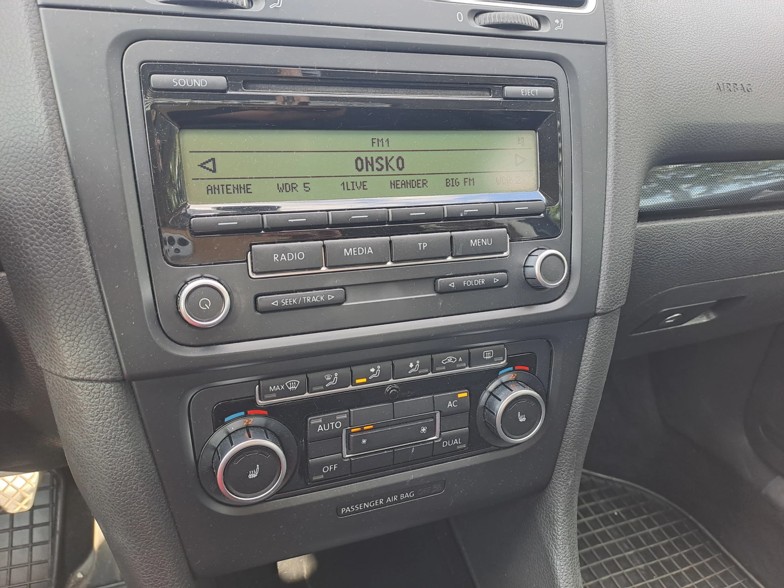 VW Golf 2.0 TDI | Mobile.bg   11