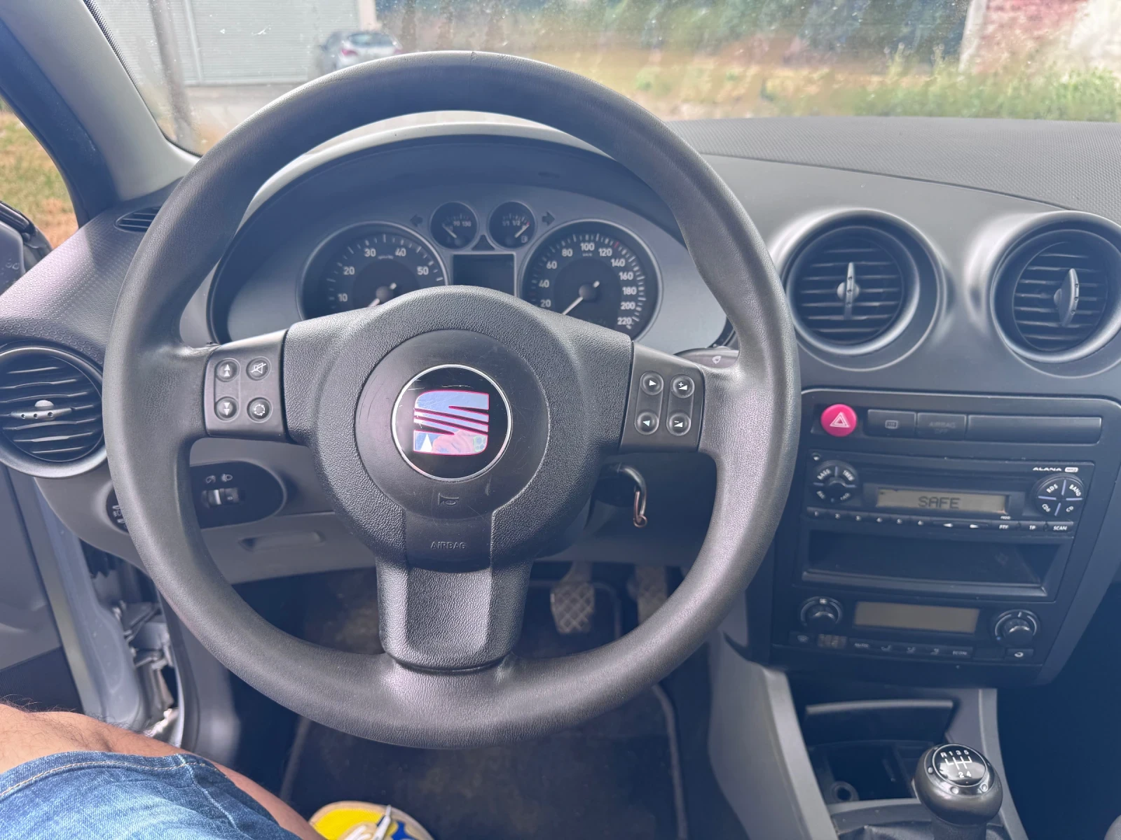 Seat Ibiza 1.2 12v TDI - изображение 10