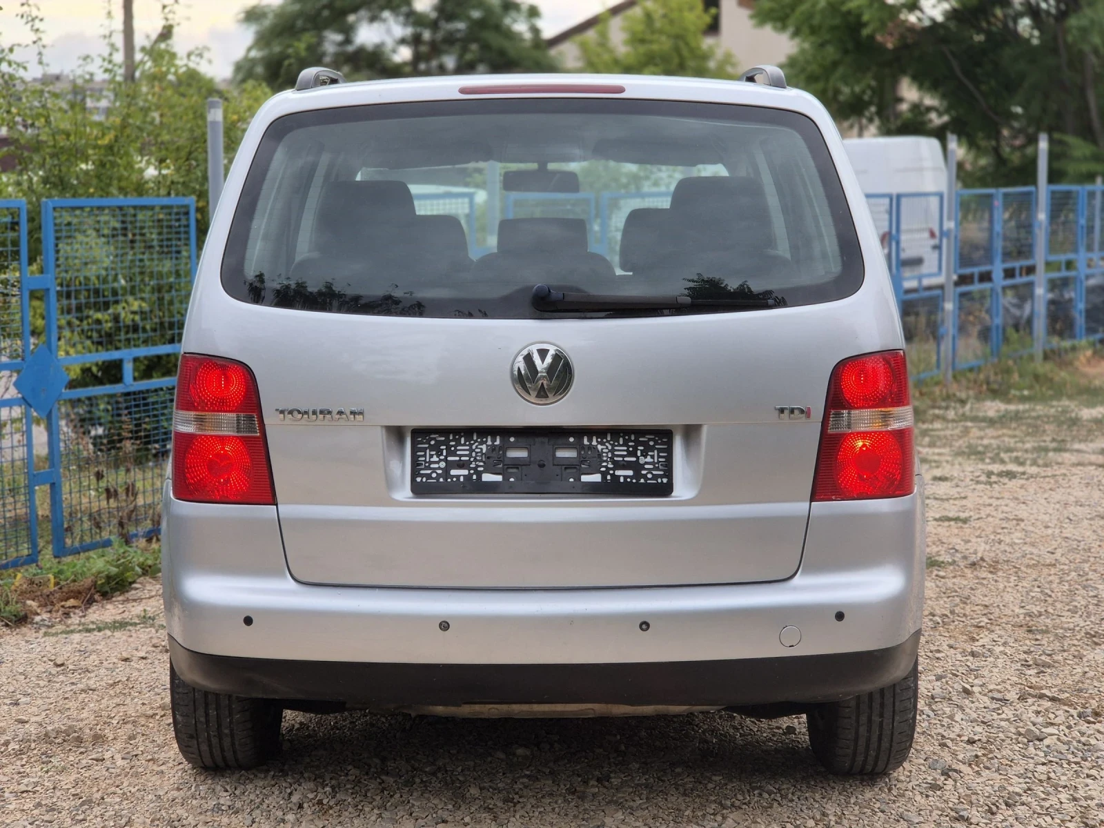 VW Touran 1.9 TDI 101к.с. - изображение 4