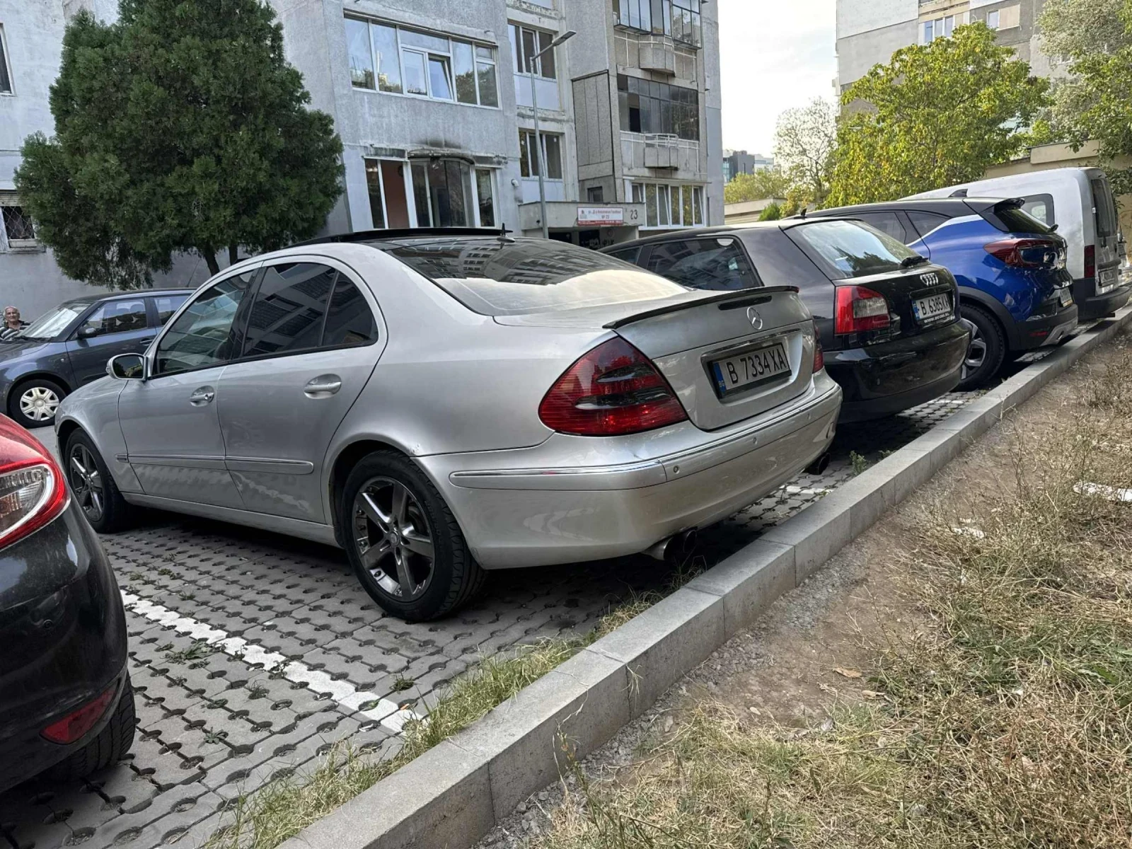 Mercedes-Benz E 270  - изображение 4