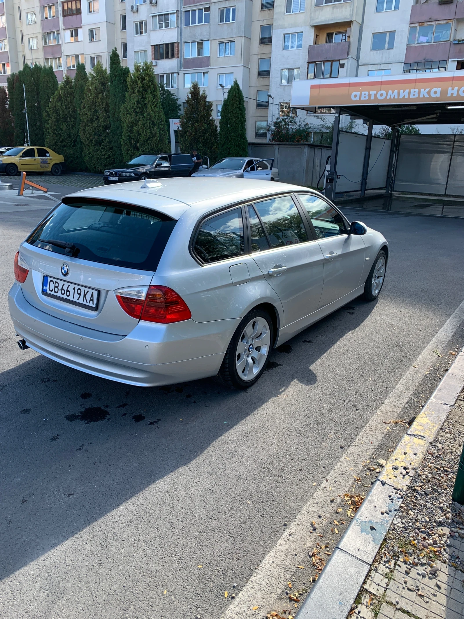 BMW 320  - изображение 4