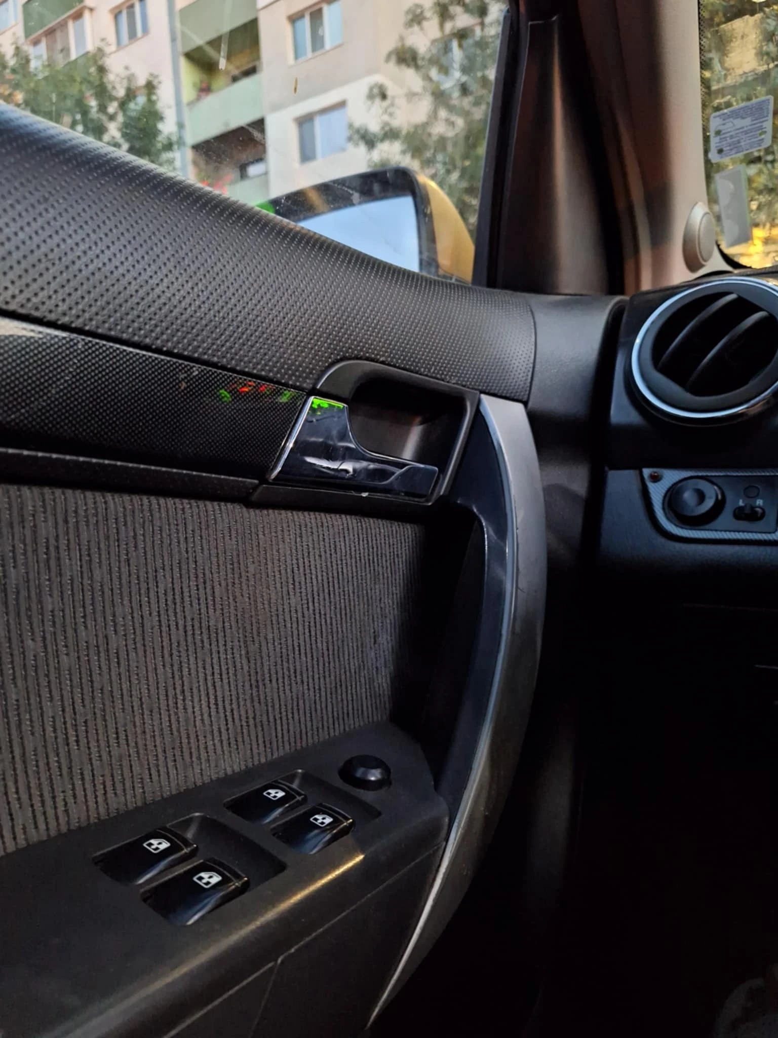 Chevrolet Aveo 1.4 LPG 101k.c. климатроник, всички екстри. - изображение 6