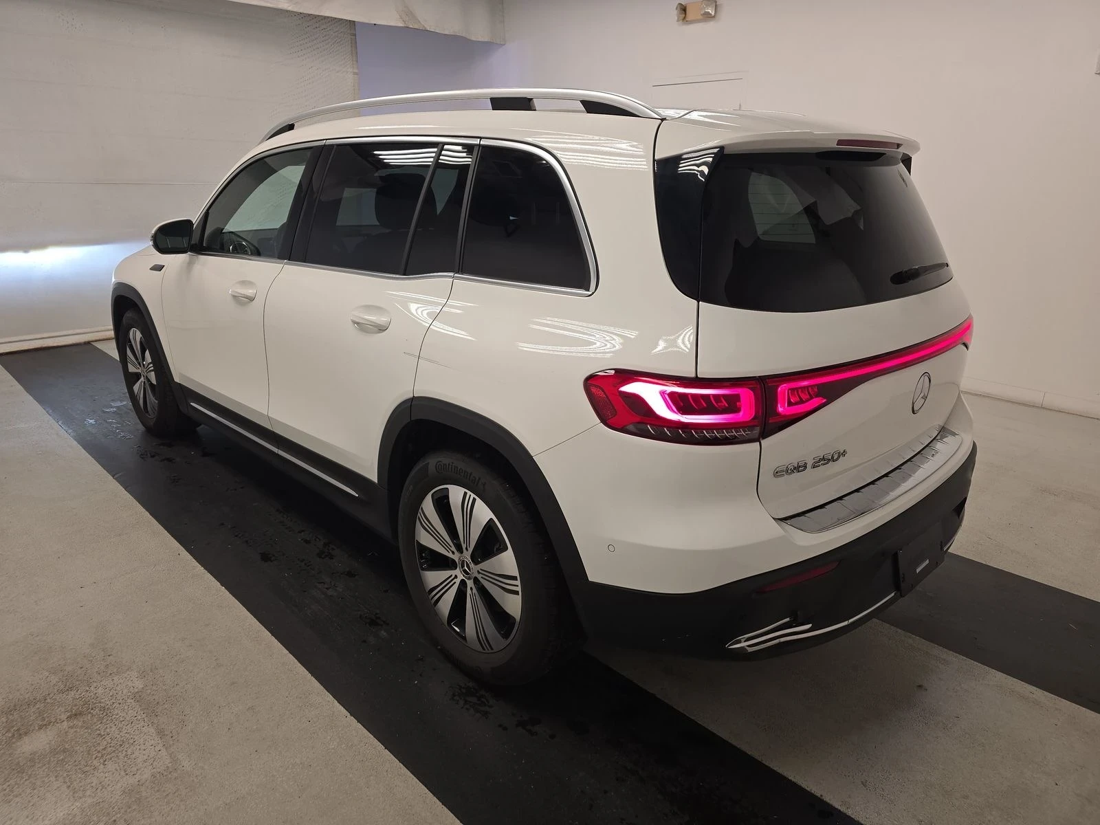 Mercedes-Benz EQB 250+  | Mobile.bg � ����������� 6