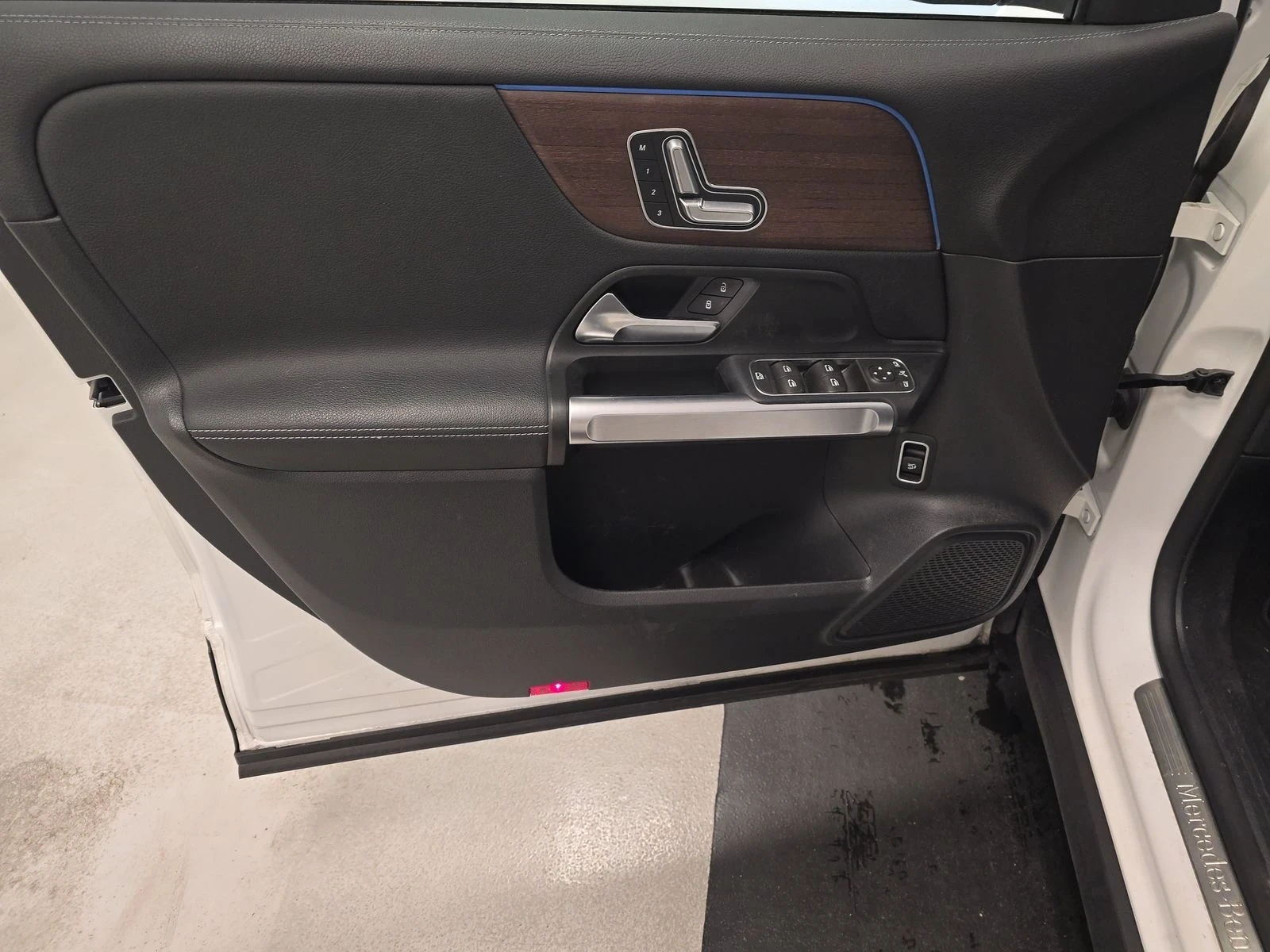 Mercedes-Benz EQB 250+  | Mobile.bg � ����������� 9