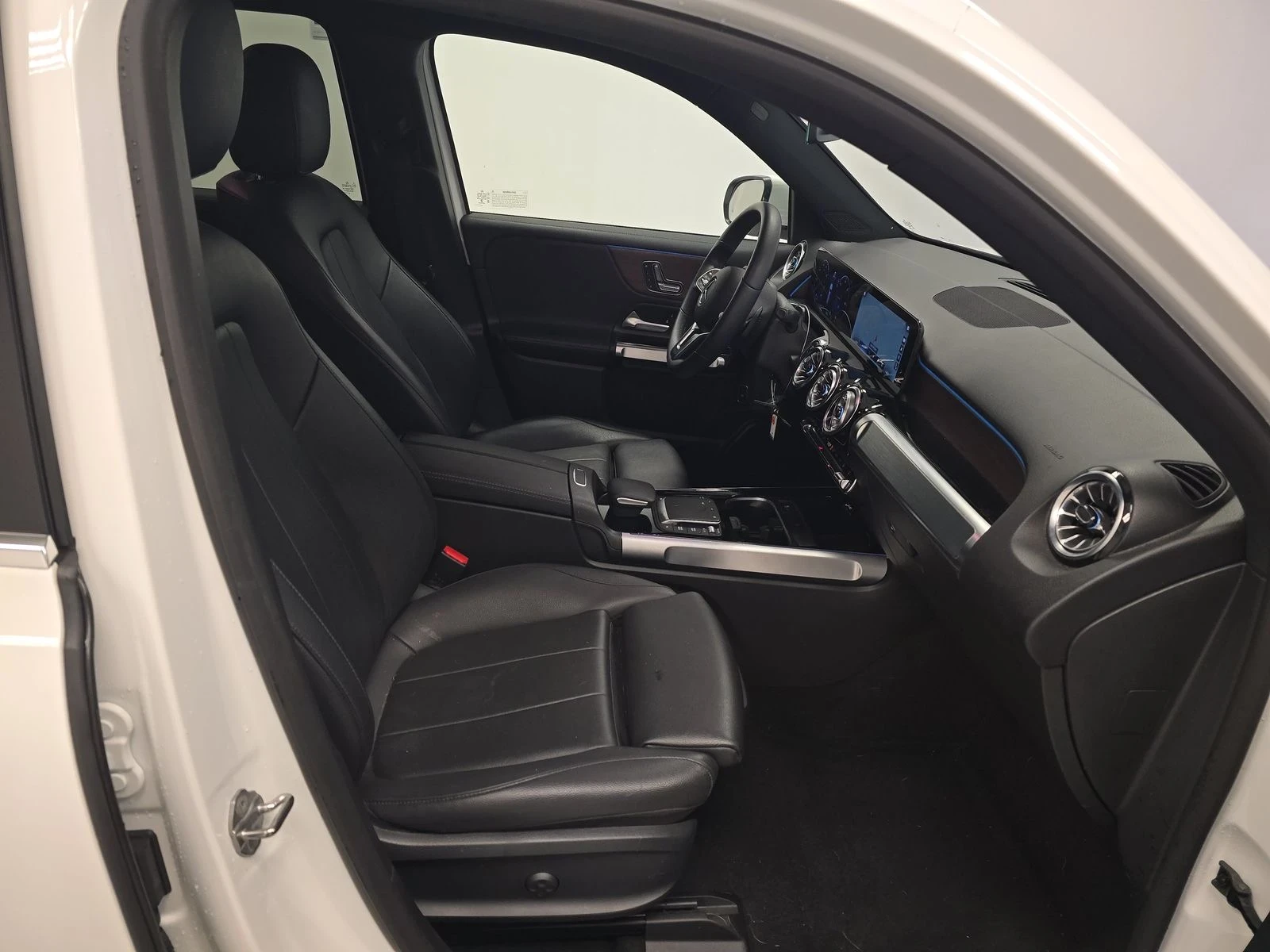 Mercedes-Benz EQB 250+  | Mobile.bg � ����������� 8