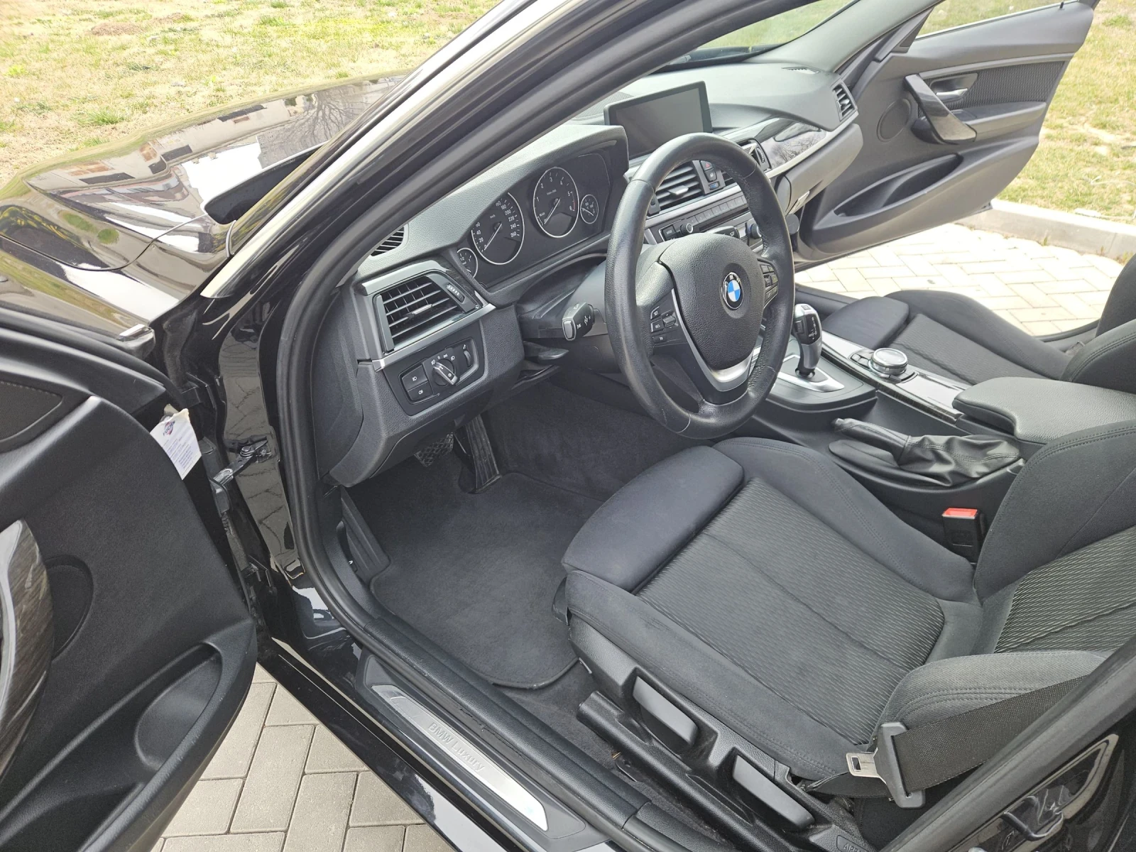 BMW 320, снимка 13 - Автомобили и джипове - 53978766