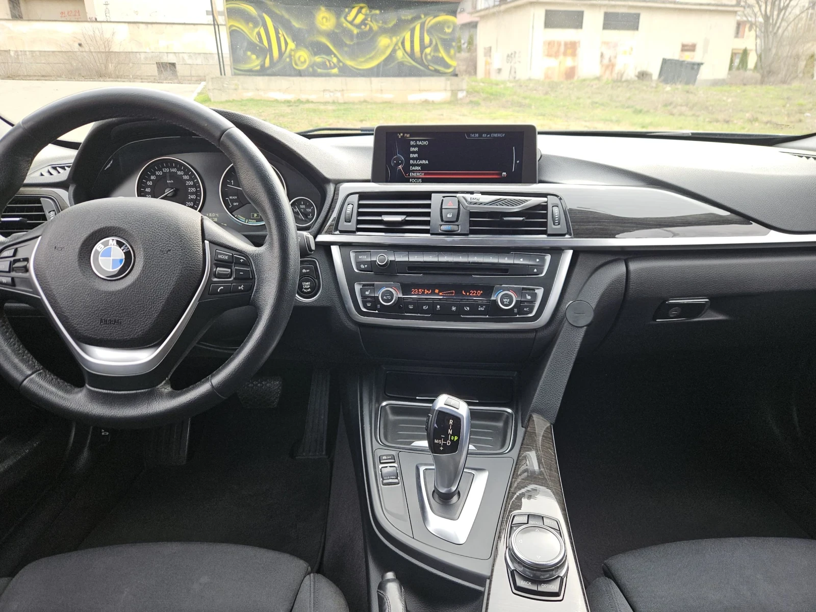 BMW 320, снимка 10 - Автомобили и джипове - 53978766