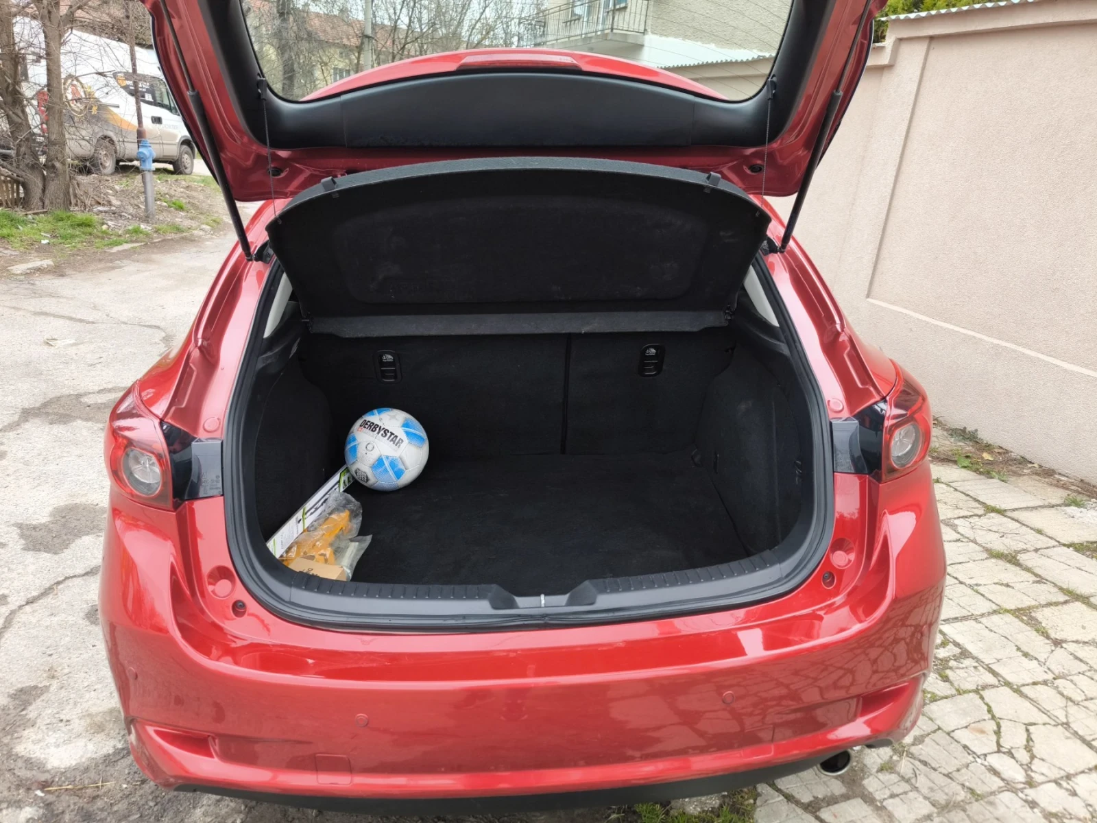 Mazda 3 SkyActive, снимка 7 - Автомобили и джипове - 54062290