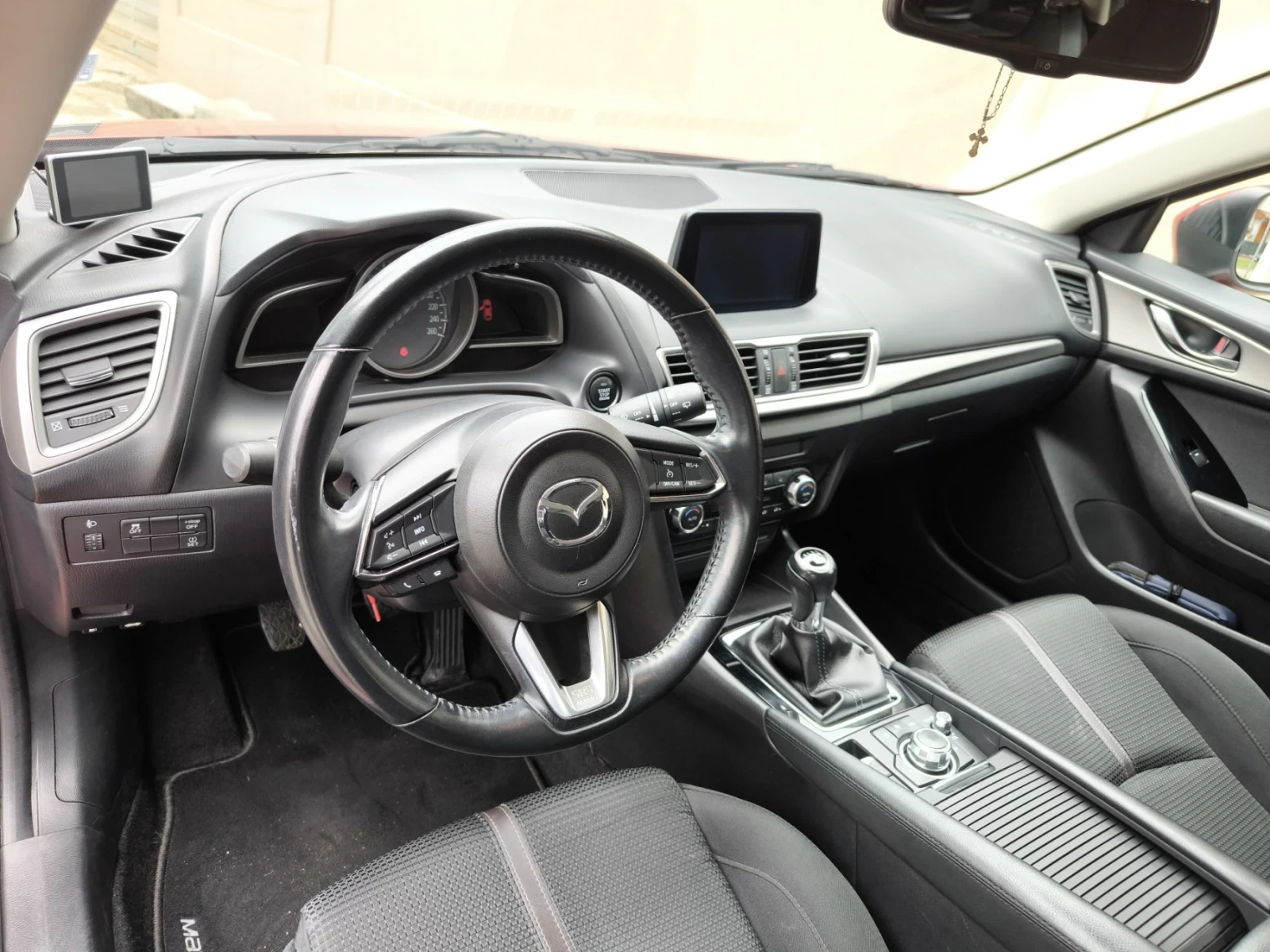 Mazda 3 SkyActive, снимка 9 - Автомобили и джипове - 54062290