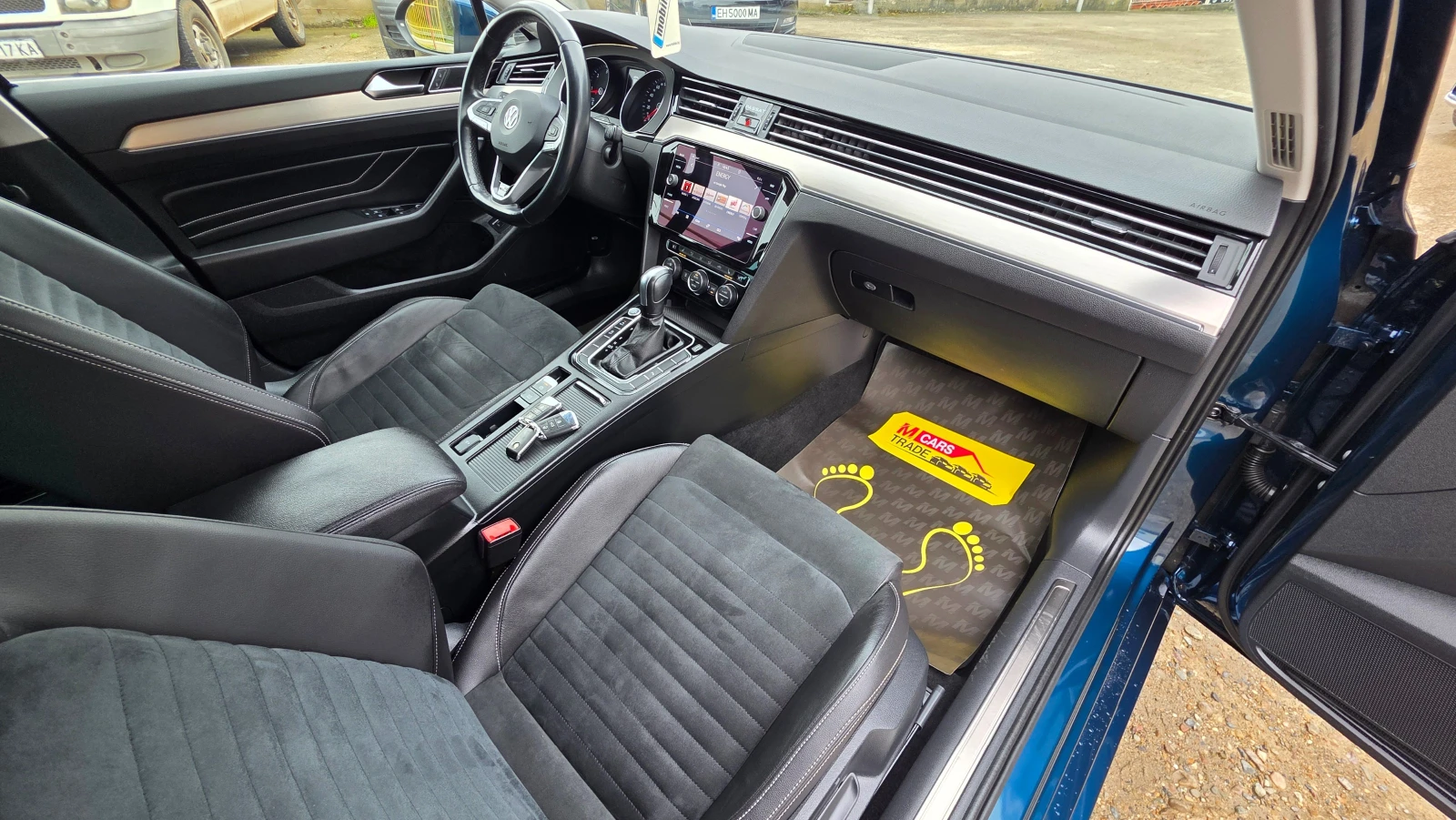 VW Passat 2.0TDI/B8.5/R-line/4 motion/Швейцария, снимка 14 - Автомобили и джипове - 54076412