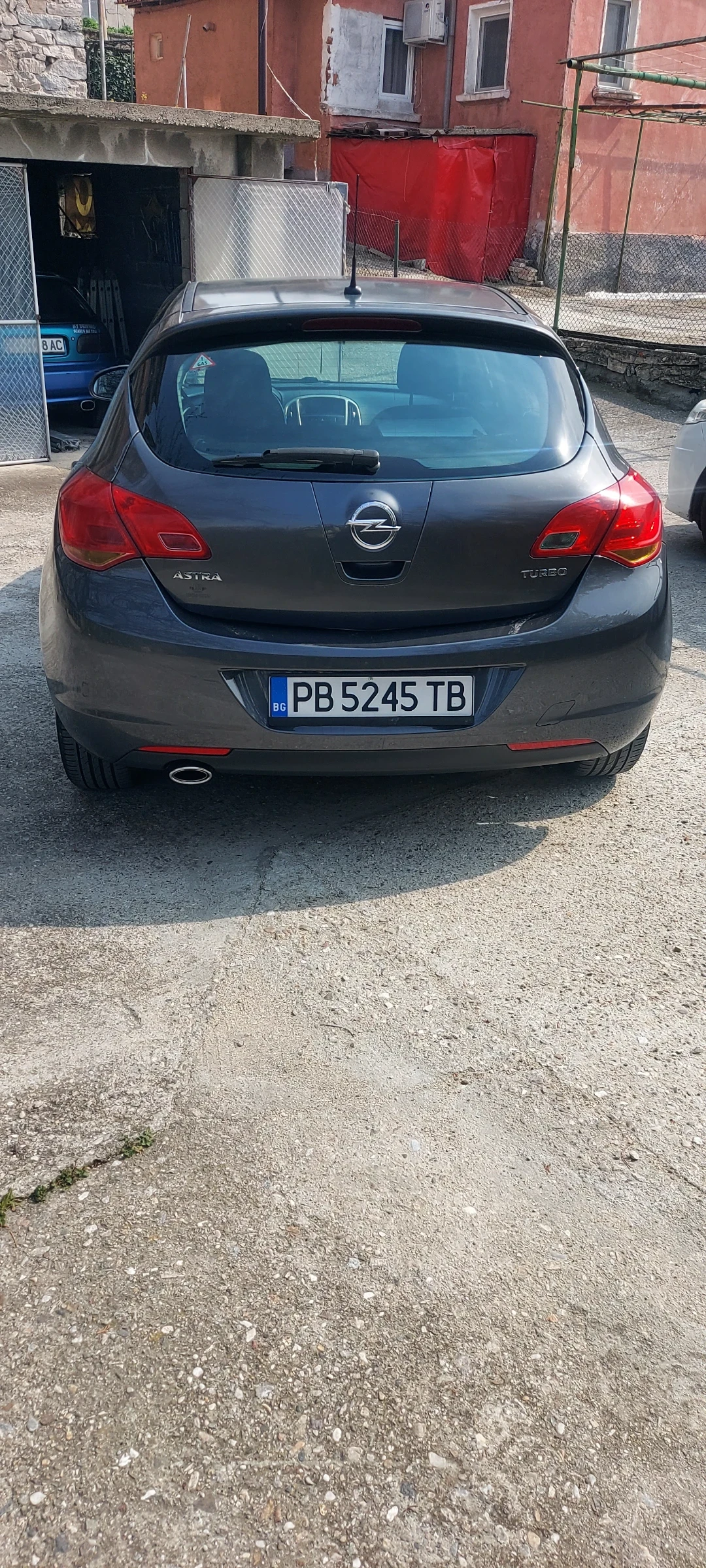 Opel Astra J с газов инжекцион Landi Renzo от 2022г, снимка 4 - Автомобили и джипове - 54181198