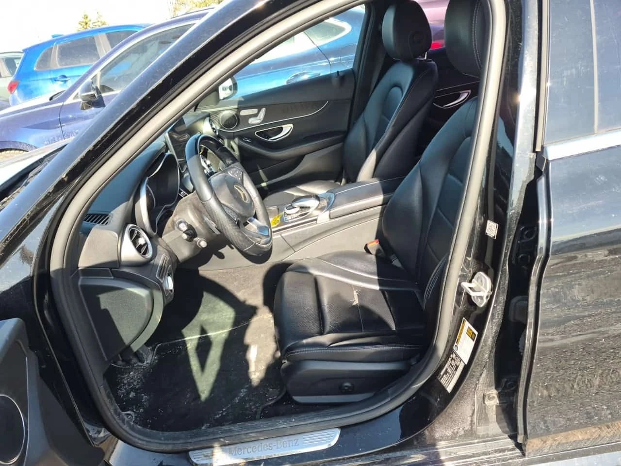 Mercedes-Benz C 300 | 360 KAMEРИ| PANORAMA| ПОДГРЕВИ| , снимка 9 - Автомобили и джипове - 54228356