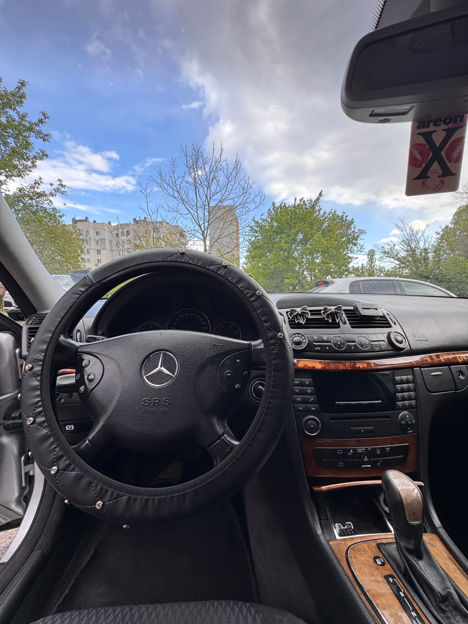 Mercedes-Benz E 270 2, снимка 9 - Автомобили и джипове - 54399617