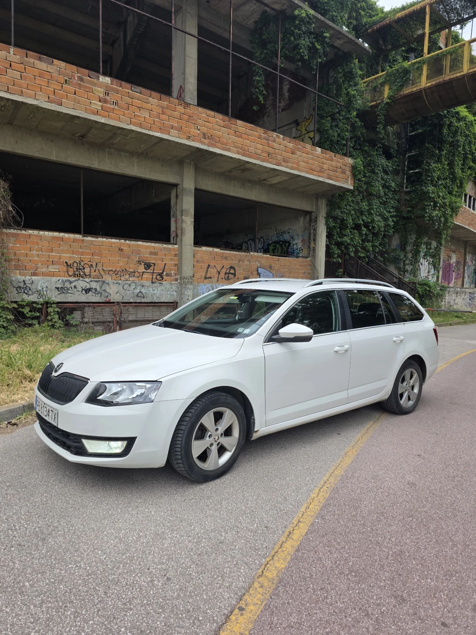 Skoda Octavia 1.4 G-tec CNG , снимка 4 - Автомобили и джипове - 54606578