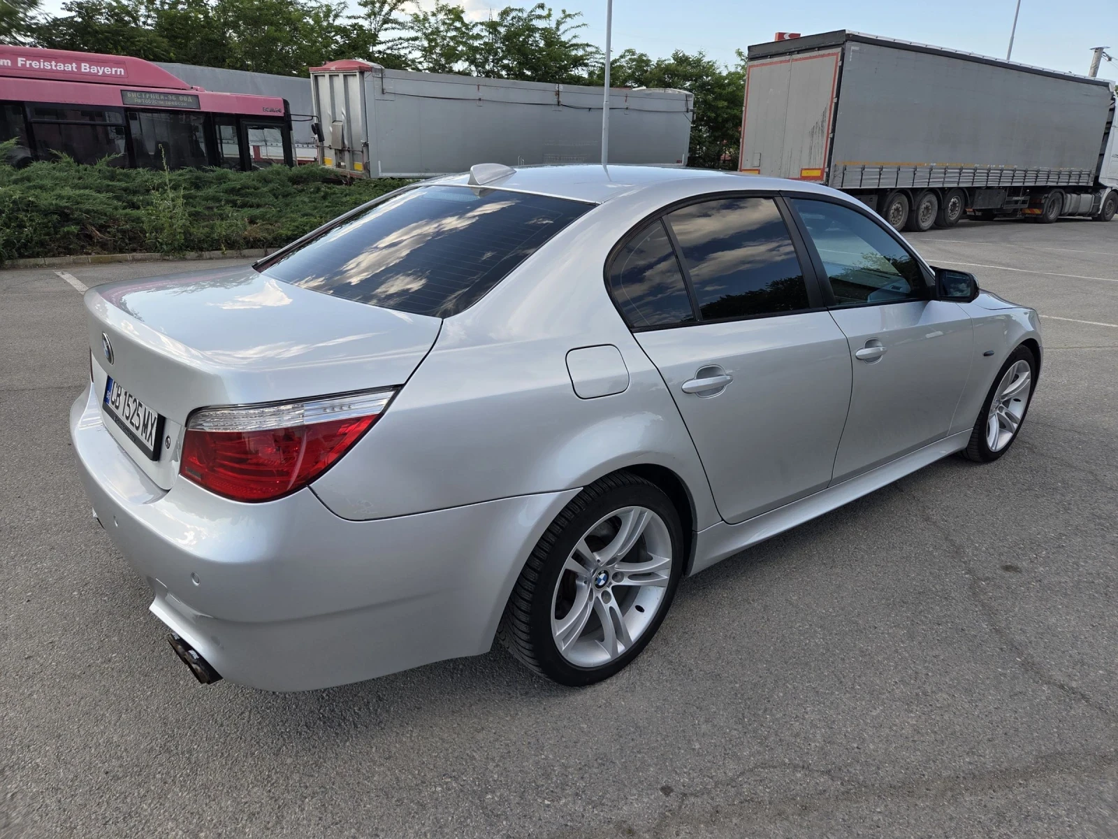 BMW 530 D, снимка 3 - Автомобили и джипове - 54806691