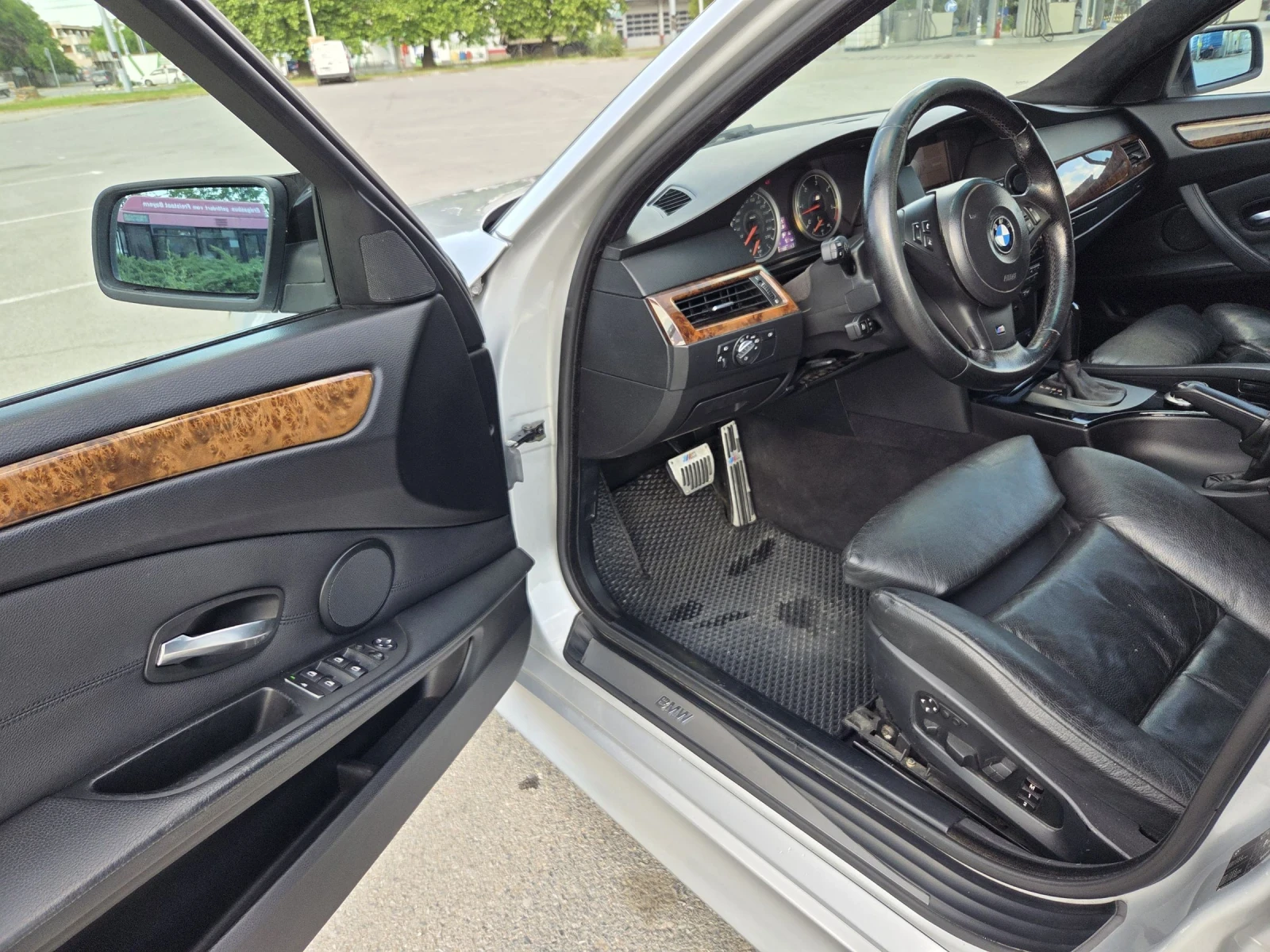 BMW 530 D, снимка 8 - Автомобили и джипове - 54806691