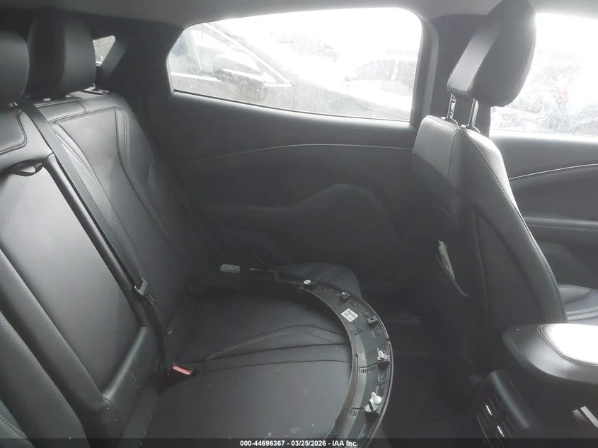 Ford Mustang Mach-E Premium, снимка 8 - Автомобили и джипове - 55288846