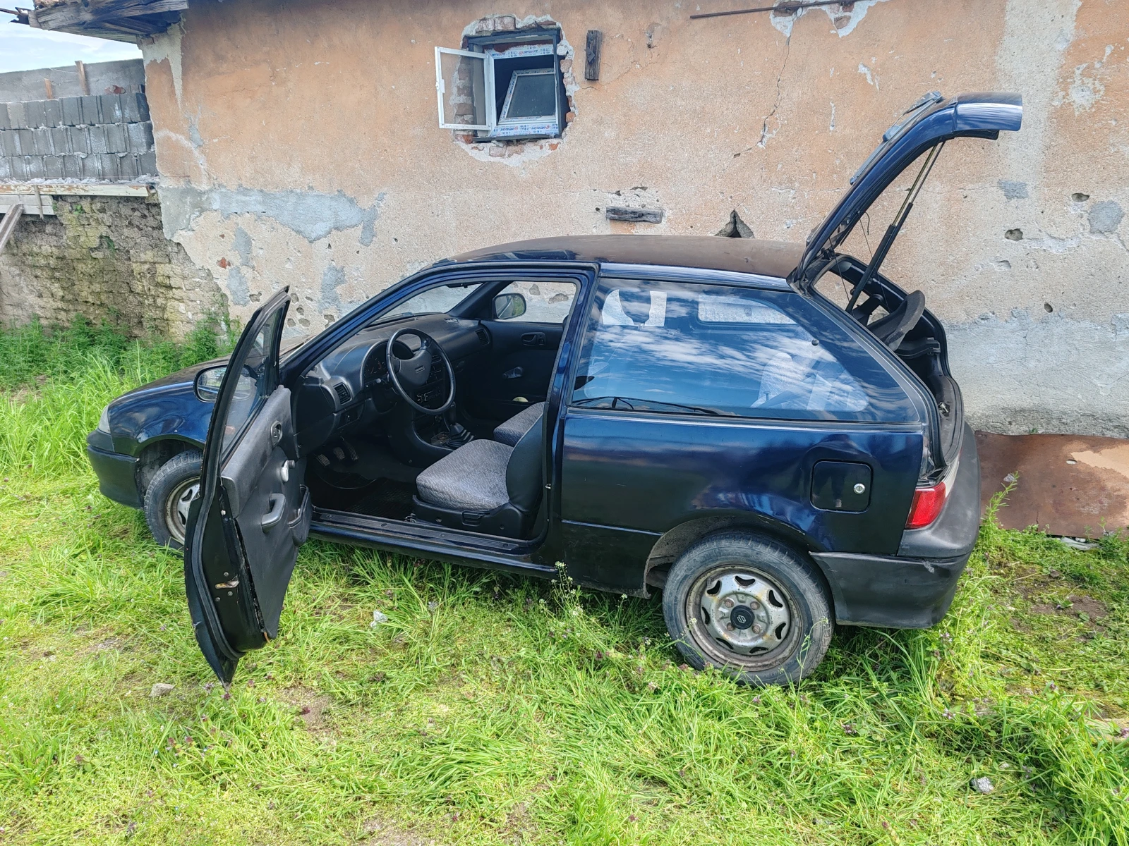 Suzuki Swift ЗА ЧАСТИ, снимка 2 - Автомобили и джипове - 55319678