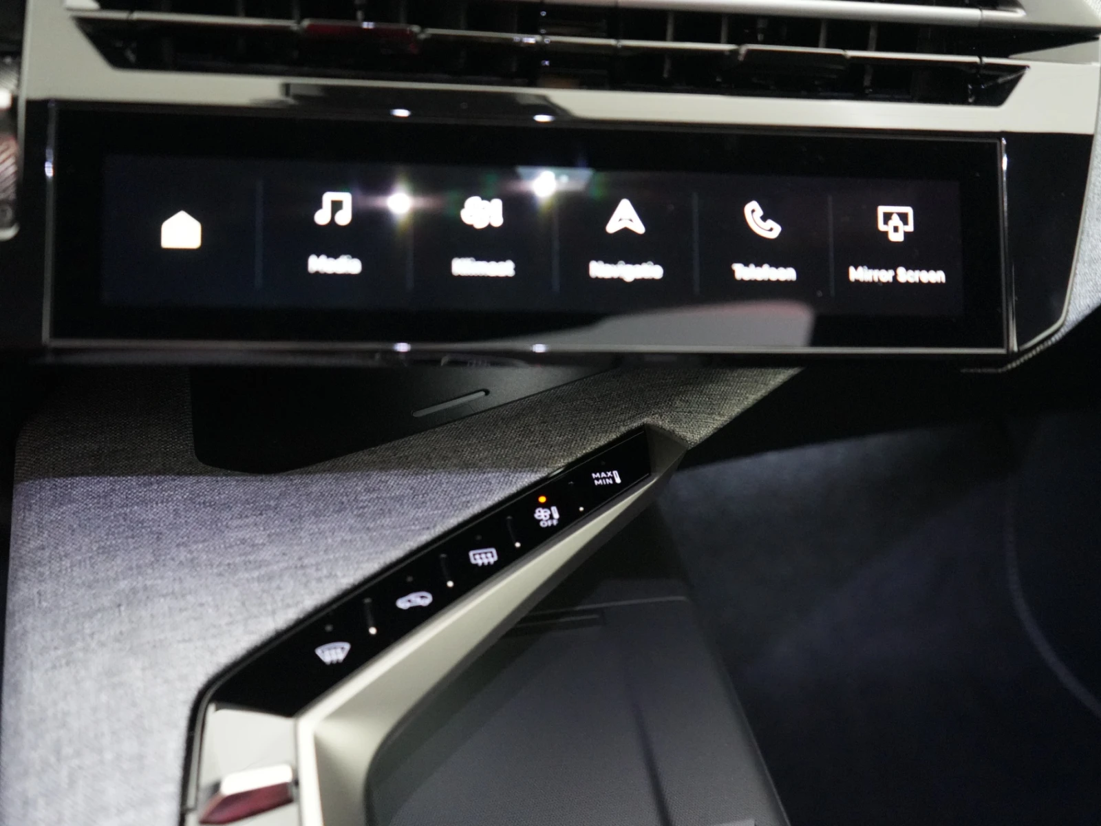 Peugeot 3008 ЧИСТО НОВО!!!218кс GT, снимка 16 - Автомобили и джипове - 55592856
