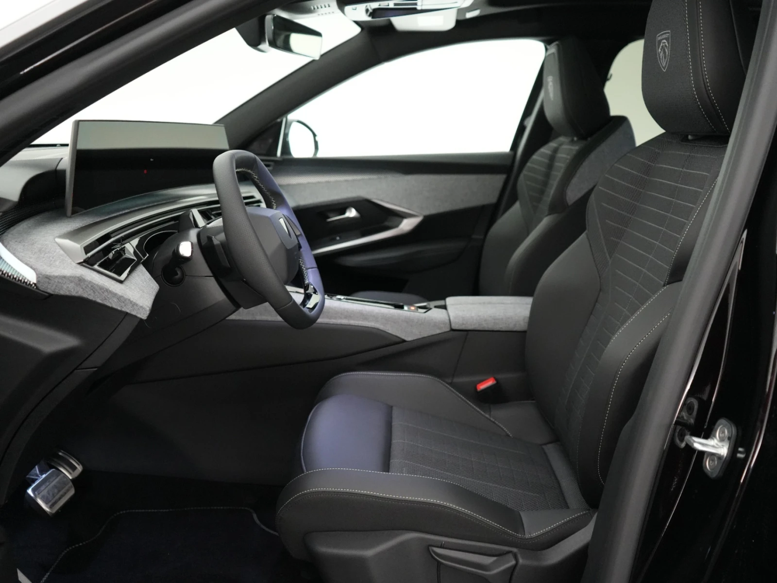 Peugeot 3008 ЧИСТО НОВО!!!218кс GT, снимка 8 - Автомобили и джипове - 55592856