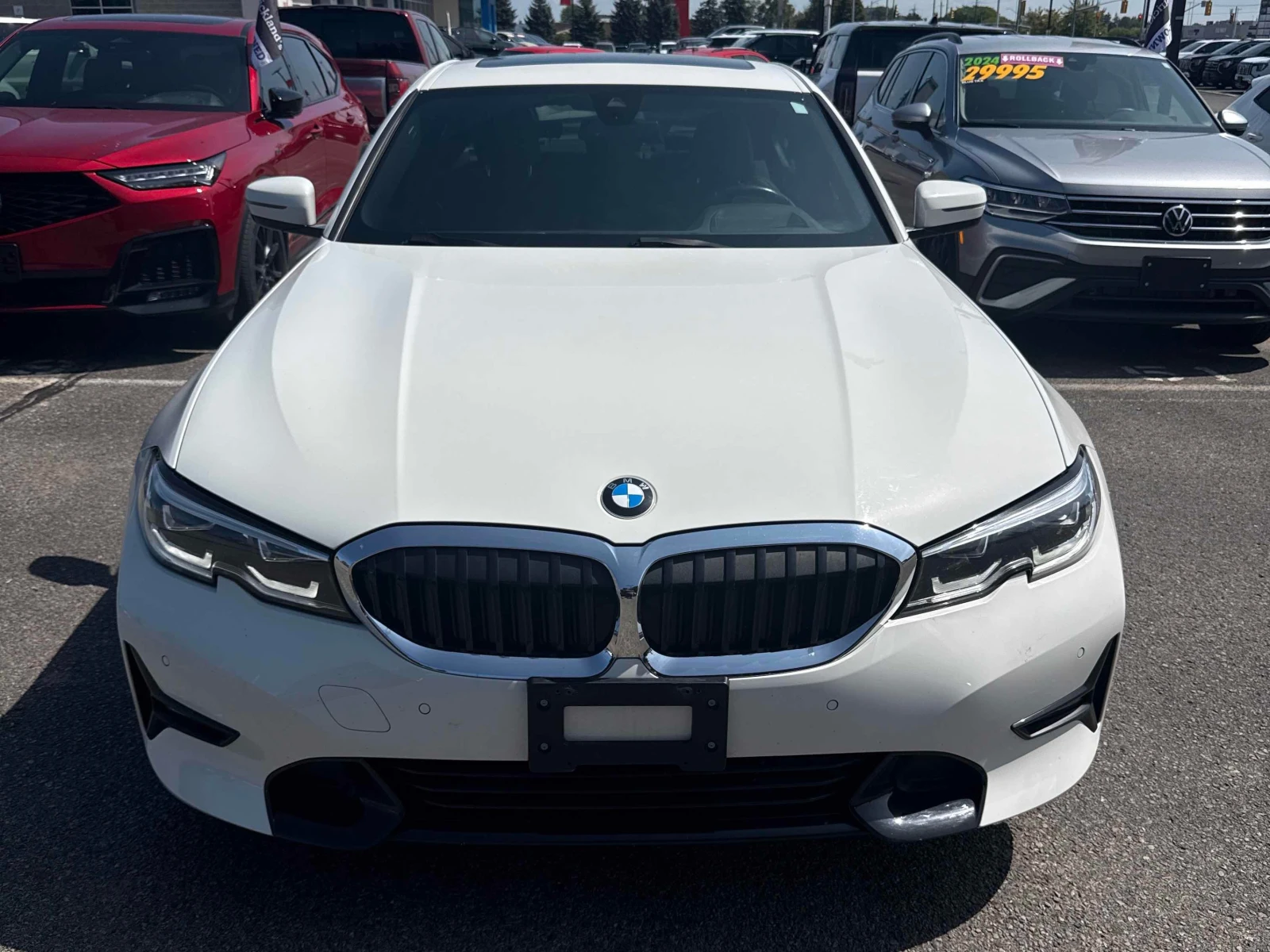 BMW 330 * CARFAX * ОПЦИЯ ЗА ФИНАНСИРАНЕ, снимка 6 - Автомобили и джипове - 56062790