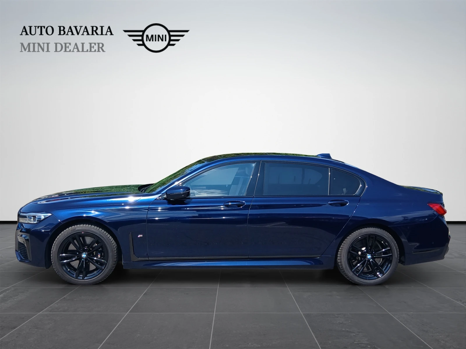 BMW 750 xDrive, снимка 3 - Автомобили и джипове - 56220559