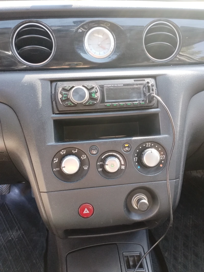 Mitsubishi Outlander, снимка 9 - Автомобили и джипове - 52258443