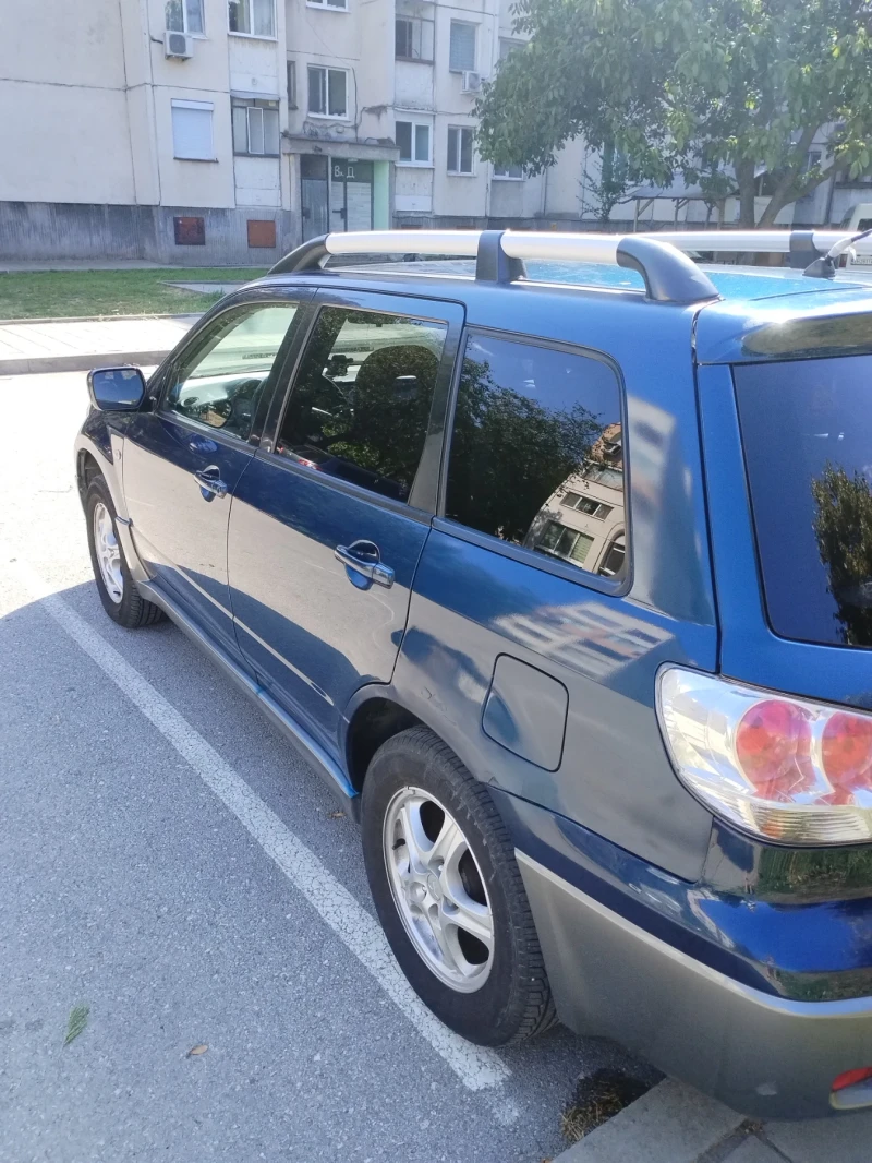 Mitsubishi Outlander, снимка 4 - Автомобили и джипове - 52258443