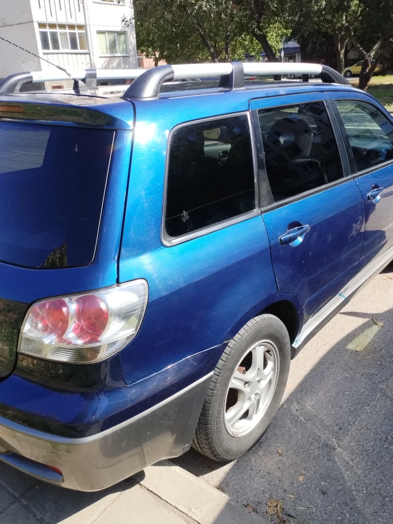 Mitsubishi Outlander, снимка 2 - Автомобили и джипове - 52258443