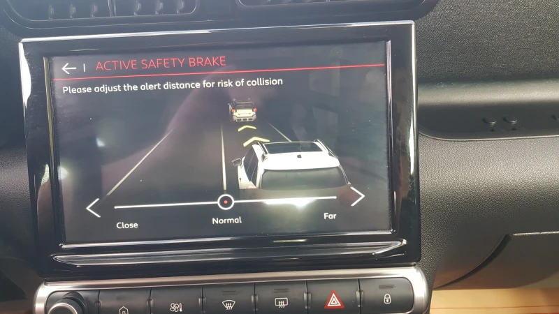 Citroen C3 Aircross 1.2еTHP 110p.s, снимка 13 - Автомобили и джипове - 52868707