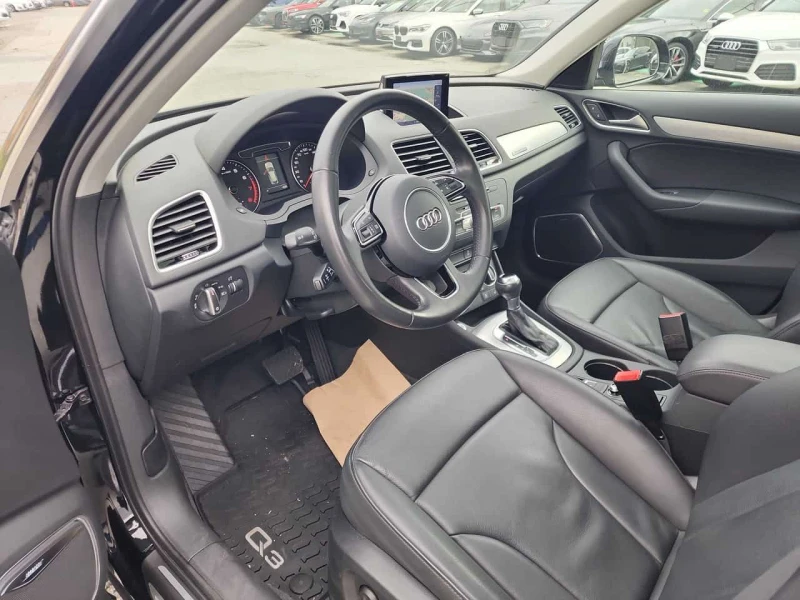 Audi Q3 * Technik * CARFAX * ПОДГРЕВ* ПАНОРАМА* , снимка 5 - Автомобили и джипове - 53522635