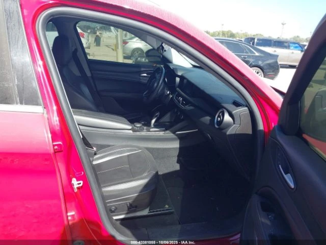 Alfa Romeo Stelvio AWD 280кс * Възможност за Лизинг*  - изображение 10